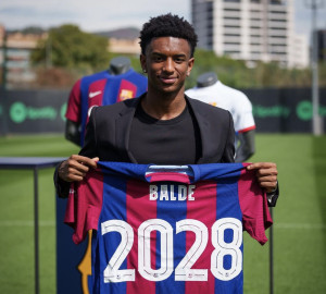 Barcelona Resmi Perpanjang Kontrak Baru Dengan Alejandro Balde Hingga 2028 Mendatang