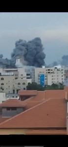 Balas Serangan Hamas, Israel Serang Palestina Dengan Ribuan Roket