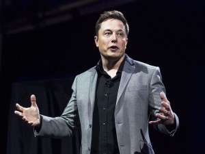 Elon Musk Mengaku Makhluk Luar Angkasa