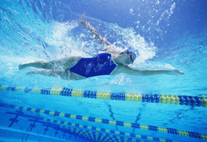 5 Cara Cepat Belajar Berenang untuk Pemula