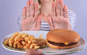Lakukan 5 Hal Ini Setelah Mengonsumsi Makanan Berlemak Agar Badan Tetap Sehat