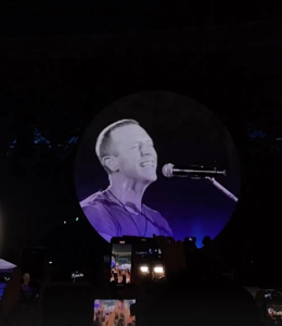 Coldplay Sukses Konser di Jakarta, Chris Martin: Pinjam Dulu Seratus