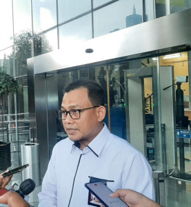 Hari Ini KPK Periksa Anggota VI BPK Pius Lustrilanang Soal Kasus Dugaan Suap Pj Bupati Sorong
