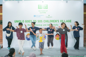 Dukung Anak Indonesia, UNIQLO Berikan Fasilitas Pemeriksaan Kesehatan di SOS Children