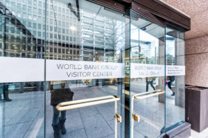 Bank Dunia Prediksi Pertumbuhan Ekonomi Global  Bakal Melambat pada 2024 Hingga 2026