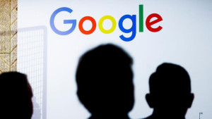 Ratusan Pekerja Divisi Perangkat Keras AR Google Dipecat