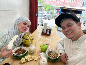 Indra Bekti Bersyukur Bisa Jalani Ramadan Bersama Keluarganya Lagi