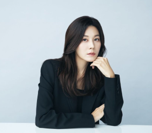Kim Ha Neul Jadi Reporter Investigasi di Drama Lets Get Grabbed by the Collar