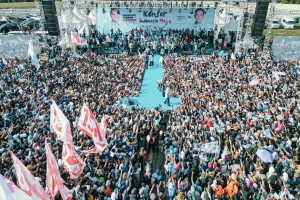 Besok Kampanye Akbar Prabowo-Gibran, Relawan Bakal Long March dari Monas ke GBK