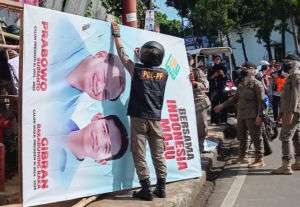 Alat Peraga Kampanye di Kota Bogor Didaur Ulang