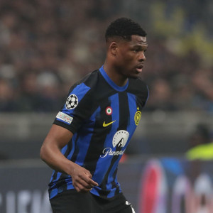 Denzel Dumfries Buka Peluang Perpanjang Kontrak dengan Inter