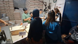 Dua Pekan Jelang Ramadan, Harga Beras di Pasar Warakas Tanjung Priok Turun 