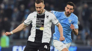Pemain Lazio Blunder, Udinese Menang 2-1