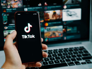 TikTok Kembangkan Aplikasi TikTok Photos, Bakal Terintegrasi Langsung ke Platform Utama