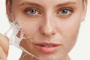 Hindari 4 Produk Skincare Ini Saat Berpuasa Agar Kulit Tak Kering dan Dehidrasi