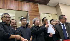 Gugat ke MK, Kubu Ganjar-Mahfud Minta Prabowo-Gibran Didiskualifikasi dan Gelar Pemungutan Suara Ulang di Seluruh TPS