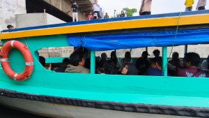 Jadi Primadona Masyarakat, Polres Jakut Perketat  Pengawasan Moda Transportasi Perahu Kayu dari Cilincing ke Muara Gembong