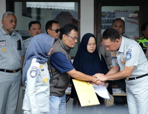 Jasa Raharja Berikan Santunan Rp50 Juta untuk Korban Meninggal dalam Kecelakaan Maut di Tol Jakarta-Cikampek KM 58
