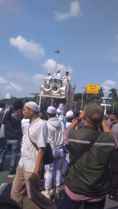 Massa Aksi 164 Tuntut MK Berikan Putusan Adil Terkait Sengke,..
