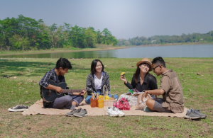 7 Destinasi Piknik Asri dan Ramah Kantong di Bandung yang Layak Dikunjungi