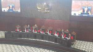 Hakim Ketua MK Suhartoyo Minta Tak Ada Interupsi Saat Pembacaan Putusan PHPU 2024