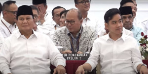 Kabinet Jumbo Impian Prabowo Dinilai Bakal Tidak Efektif  d,..