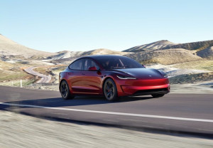 Mulai Rp 856 Jutaan, Tenaga Tesla Model 3 Performance Mening,..