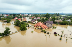 Pj Gubernur Sulsel Bahtiar Baharuddin Kunjungi Lokasi Banjir Terparah di Kabupaten Luwu 