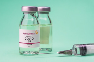 Vaksin Covid-19 AstraZeneca Punya Efek Samping Membekukan Darah