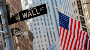 Harapan Pemangkasan Suku Bunga The Fed Gerakkan Aktivitas Wall Street