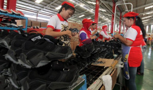 Pabrik Sepatu Bata di Purwakarta Ditutup, Karyawan yang Suda,..