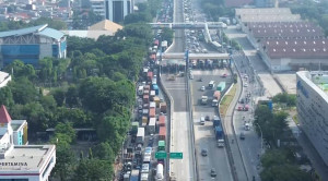 Lalu Lintas di Jakarta Utara Kembali Macet Total, Kendaraan ,..