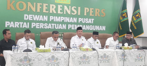 Ketua Umum PPP Kecewa MK Tak Komprehensif Periksa Gugatan