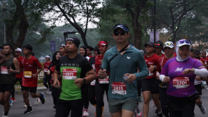 Lari Maraton Bertajuk "One Run" Libatkan Ribuan Peserta Dengan Hadiah Rp350 Juta dan 1.000 Medali Emas