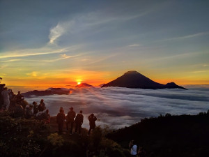3 Destinasi Wisata Dekat Bukit Sikunir, Salah Satunya Jadi Lokasi Terbaik untuk Menyaksikan Sunrise