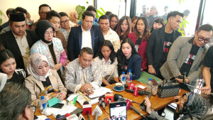 Bantah Anaknya Terlibat Kasus Vina, Mantan Wabup Cirebon: Kami Kena Sanksi Sosial Juga