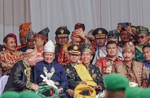 Dapat Restu Presiden Jokowi,  LaNyalla Maju Lagi Ketua DPD R,..