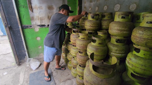 Aturan Mulai Berlaku, Pangkalan Gas di Tanjung Priok Mulai Maksimalkan Pendataan Pembeli Gas Elpiji 3 Kilogram