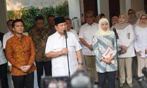 RESMI! Prabowo Jagokan Khofifah-Emil di Pilgub Jatim 