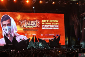 Putri Ariani Buka Konser Walkerworld Alan Walker di Jakarta