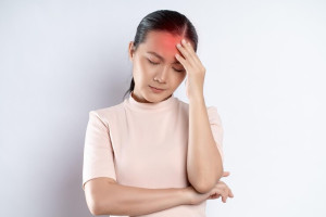 5 Cara Alami Hilangkan Sakit Kepala dengan Pengobatan Rumaha,..