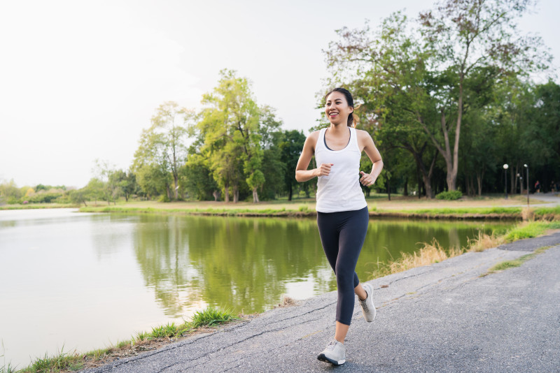 Lari Atau Joging Selama 30 Menit Tiap Hari Ternyata Bisa Hilangkan Patah Hati