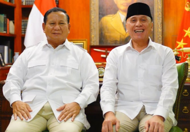Jokowi Anugerahkan Jenderal Kehormatan kepada Prabowo, Iwan Bule: Buah Rasa Cintanya yang Besar untuk Negeri Ini