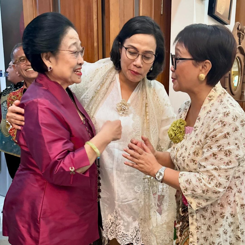 Sri Mulyani dan Retno Marsudi Akrab dengan Megawati, Elite PDIP: Foto Demikian Hanya Lahir dari Spontanitas Persahabatan